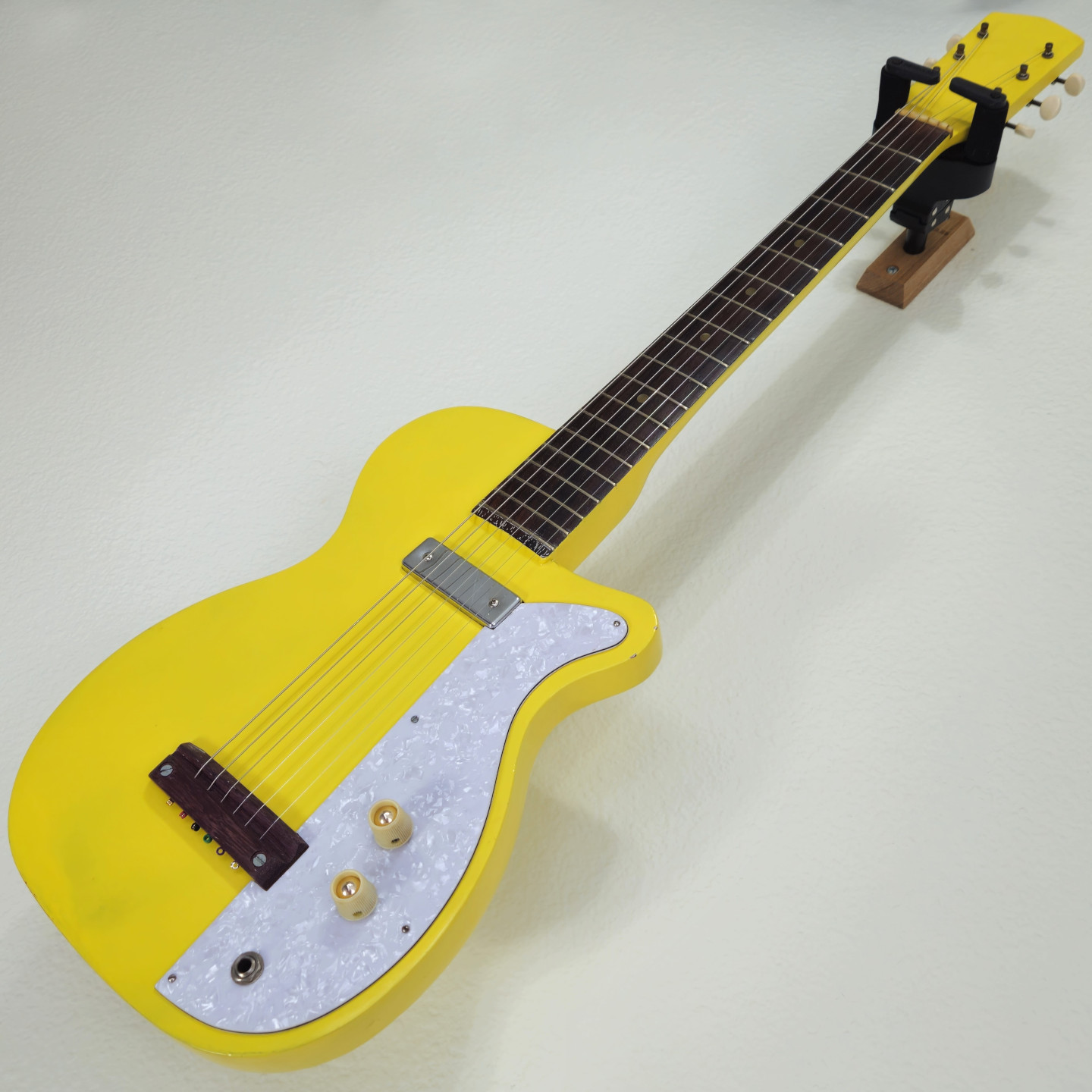1955 Harmony H42 Stratotone Newport Vintage Electric Guitar