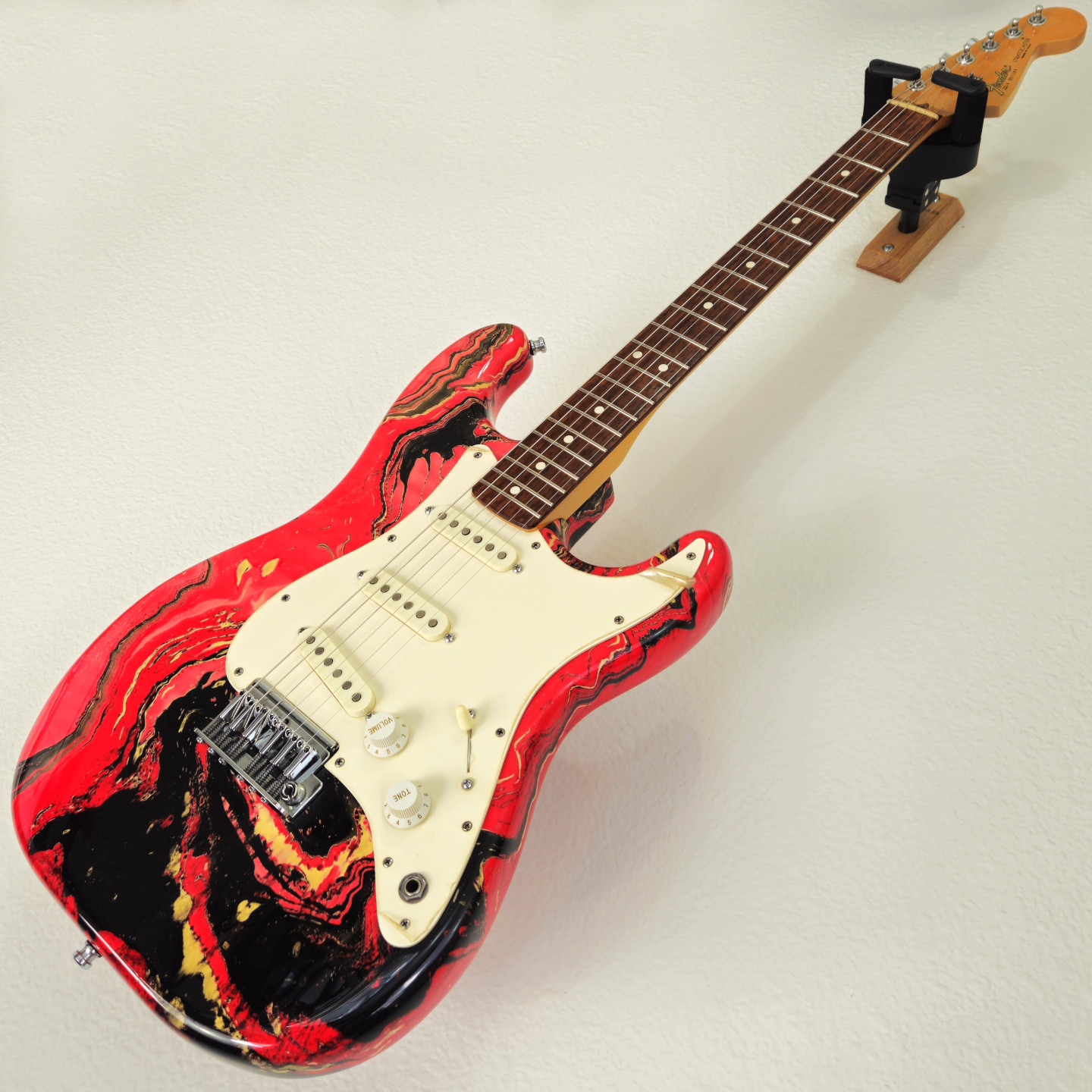MINT 1983 Fender Bowling Ball American Stratocaster Red Swirl Marble Vintage Electric Guitar