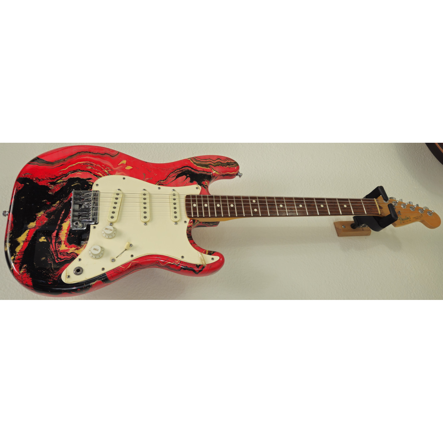 MINT 1983 Fender Bowling Ball American Stratocaster Red Swirl Marble Vintage Electric Guitar