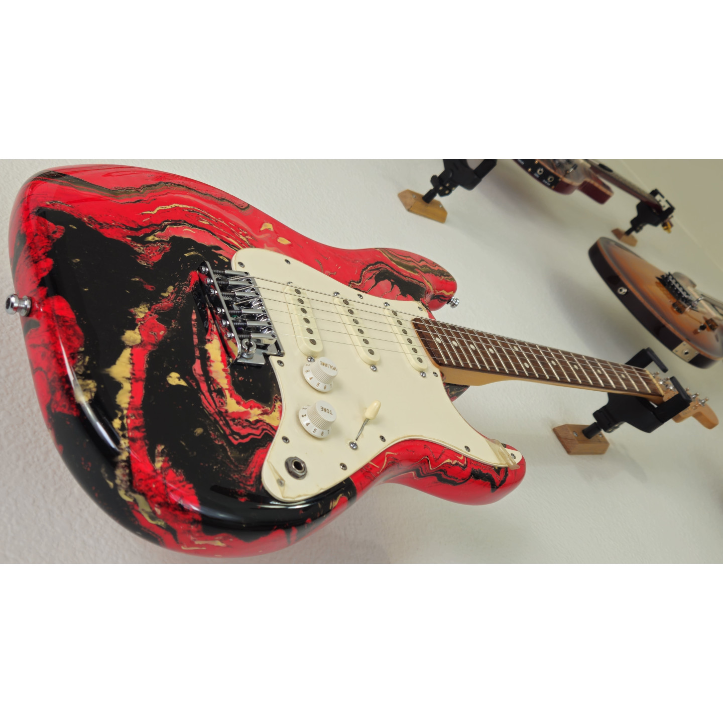 MINT 1983 Fender Bowling Ball American Stratocaster Red Swirl Marble Vintage Electric Guitar