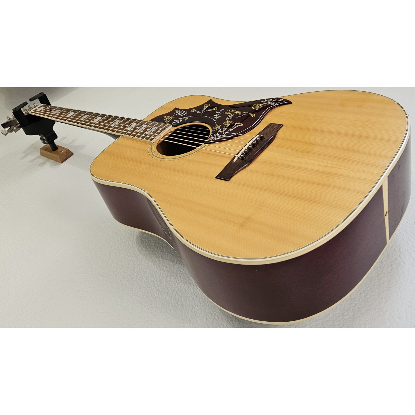 1974 Gibson Hummingbird Custom Natural Vintage Dreadnought Acoustic Guitar