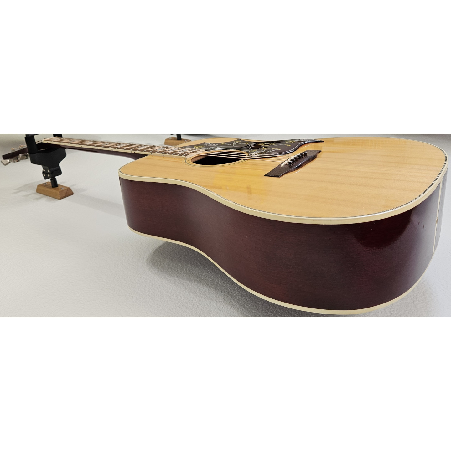 1974 Gibson Hummingbird Custom Natural Vintage Dreadnought Acoustic Guitar