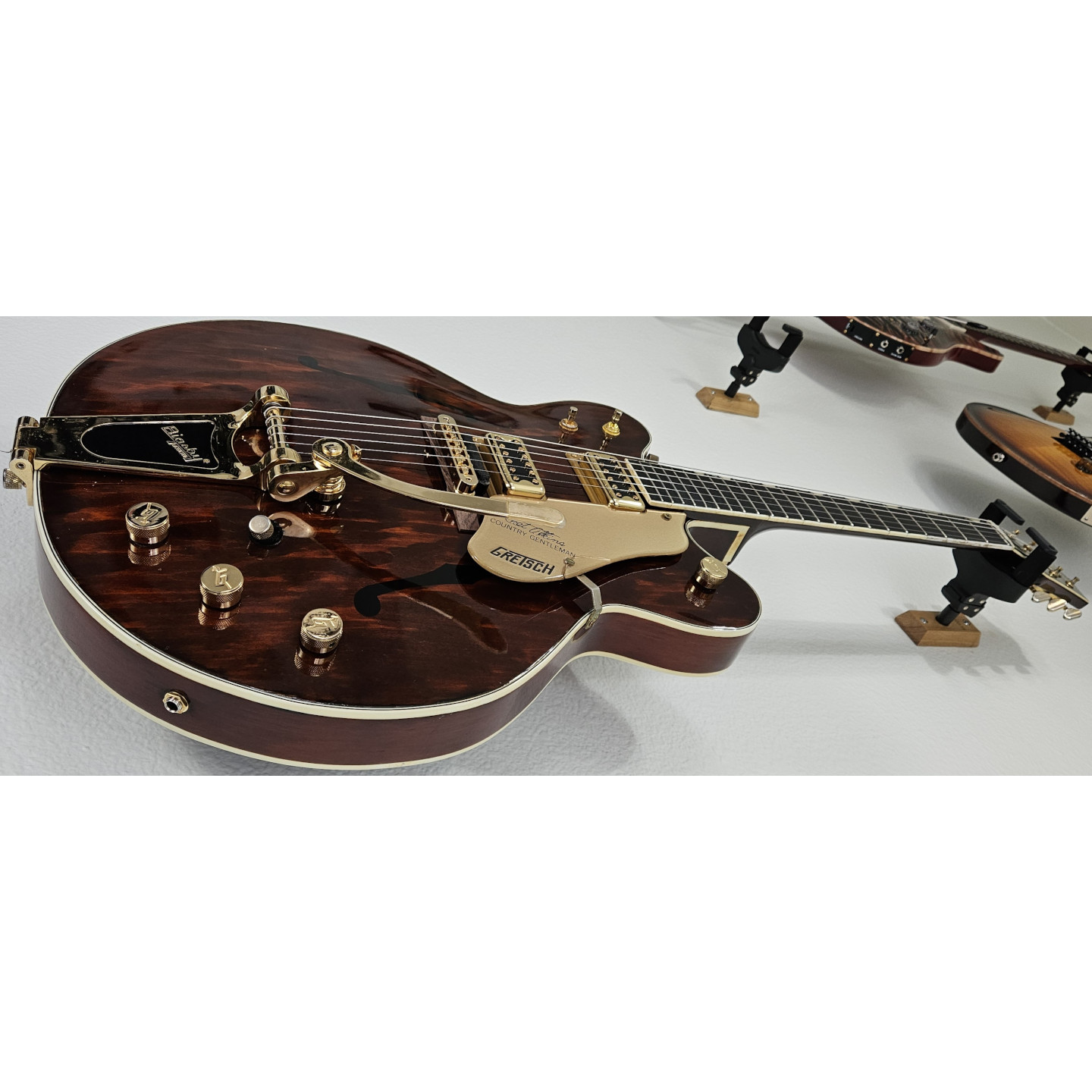 1967 Gretsch 6122 Chet Atkins Country Gentleman Walnut Brown Vintage Electric Guitar