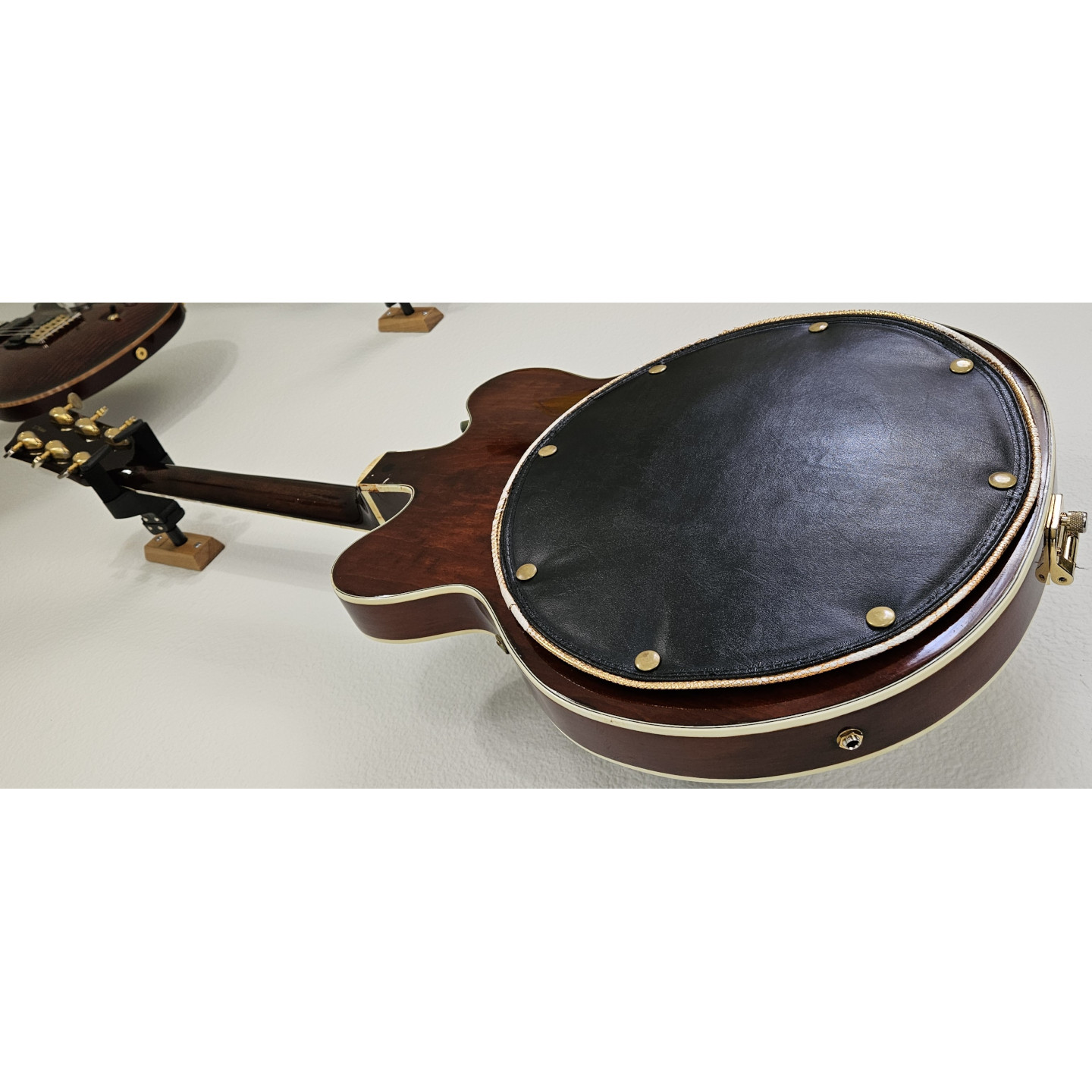 1967 Gretsch 6122 Chet Atkins Country Gentleman Walnut Brown Vintage Electric Guitar