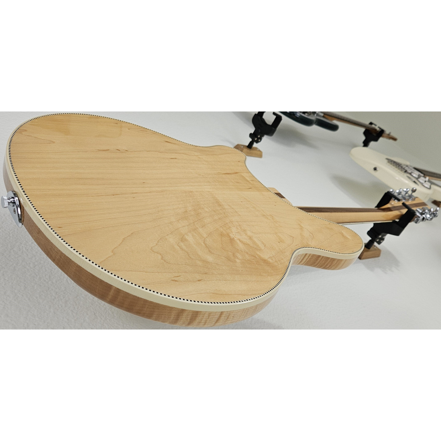 1988 Rickenbacker 370/12RM Roger Mcguinn Limited Edition Byrd 12-String Mapleglo Vintage Electric Guitar