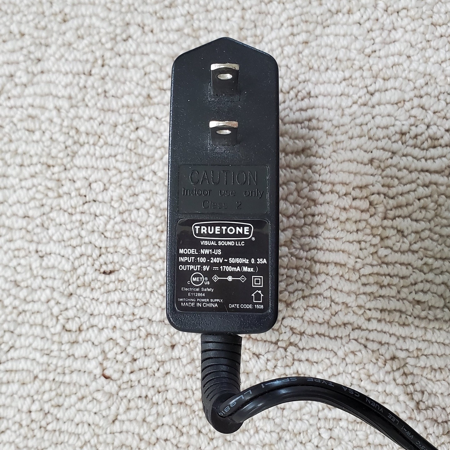 Truetone 1 SPOT Slim 9V DC Adapter Guitar Pedal Power Supply